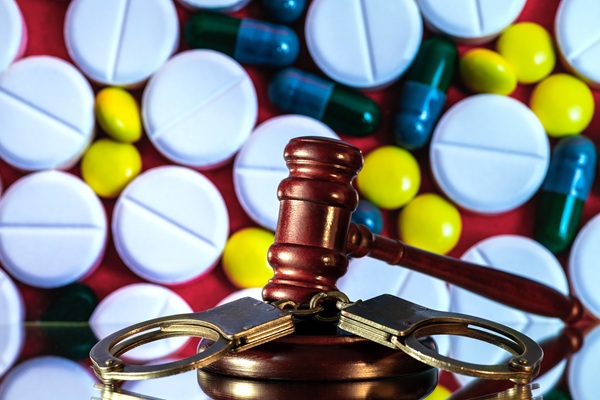 First Time Offenders: How A Drug Possession Lawyer Can Protect Rights
