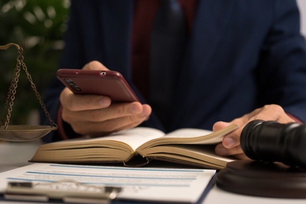 What Is A State Court Criminal Defense Attorney?